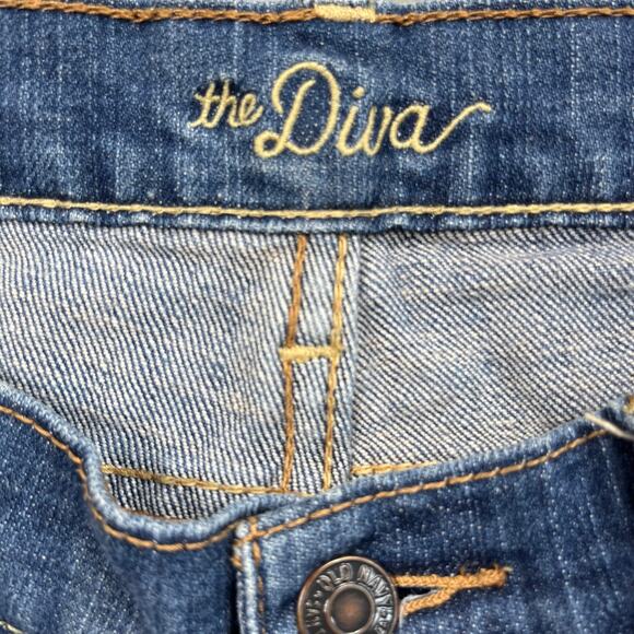 Y2K Old Navy The Diva Womens Size 2 Short Low Rise Medium Wash Straight Jeans - Picture 3 of 10